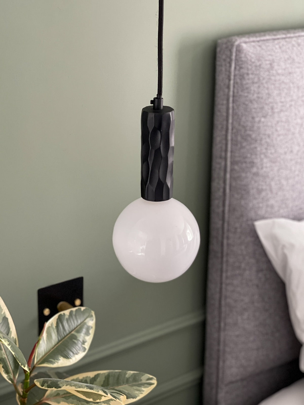 Alex Price - Kyoto pendant light black with white glass - KYOTO-PL-BK-W