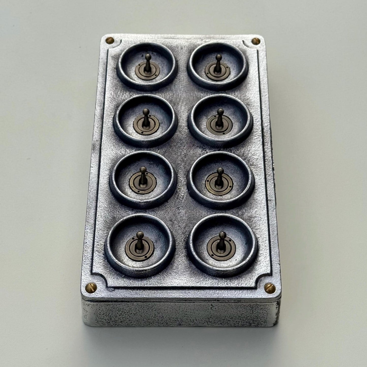 8 Gang 2 Way Toggle Light Switch | Cast Aluminium Surface Mounted