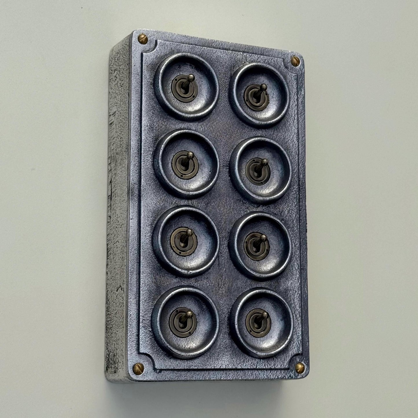 8 Gang 2 Way Toggle Light Switch | Cast Aluminium Surface Mounted
