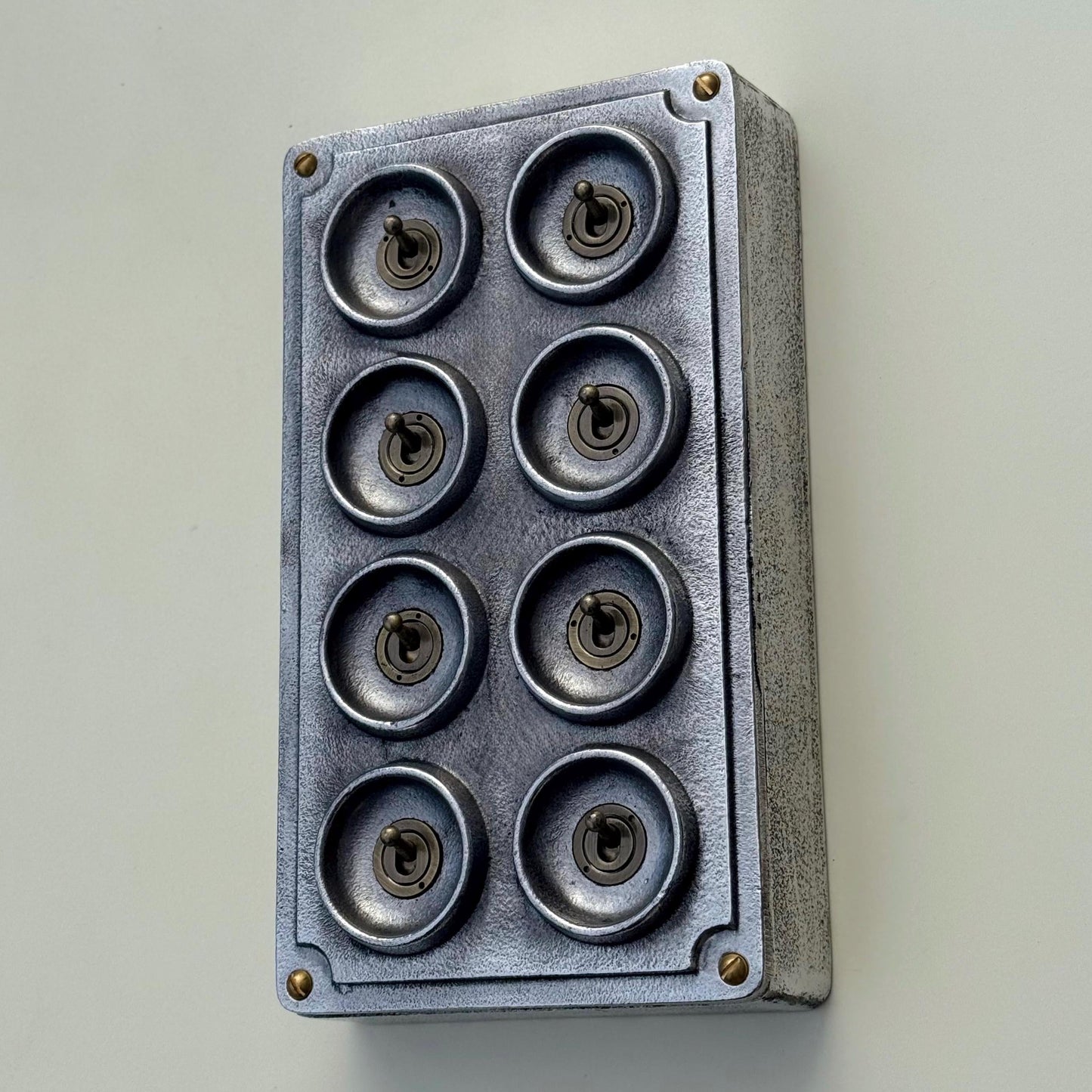 8 Gang 2 Way Toggle Light Switch | Cast Aluminium Surface Mounted