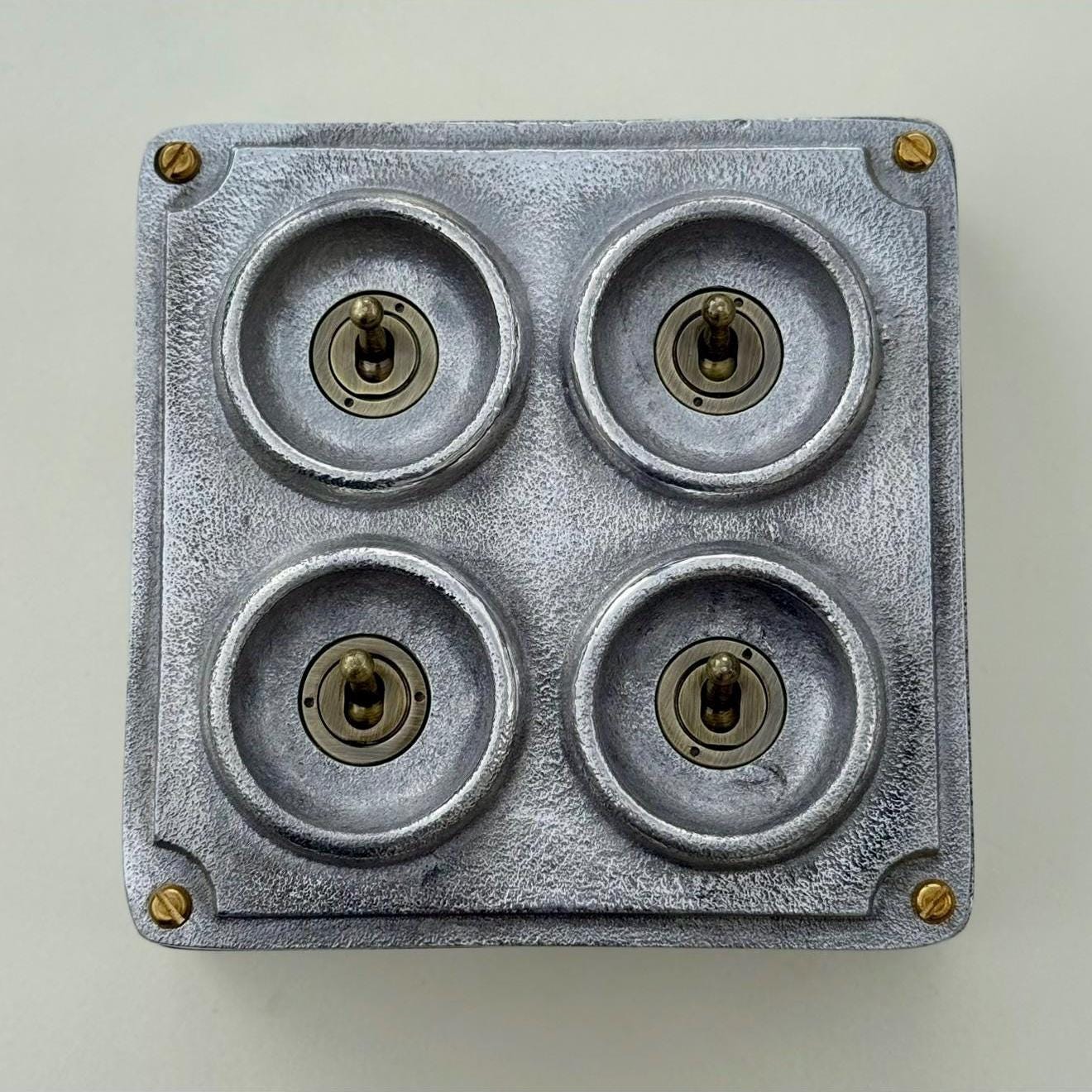 4 Gang 2 Way Solid Cast Metal Conduit Light Switch Industrial